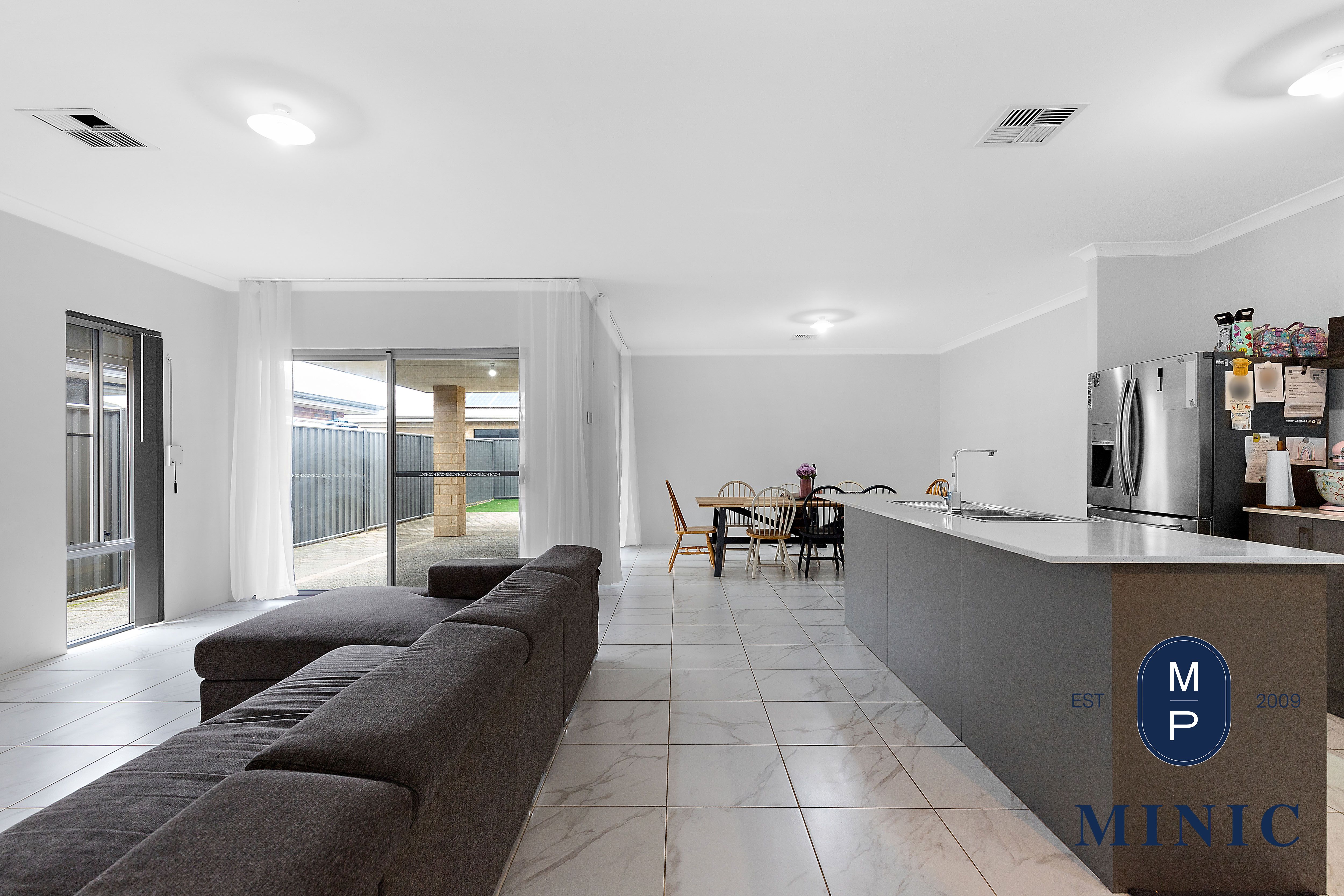 30 Charnwood Grove, Hilbert