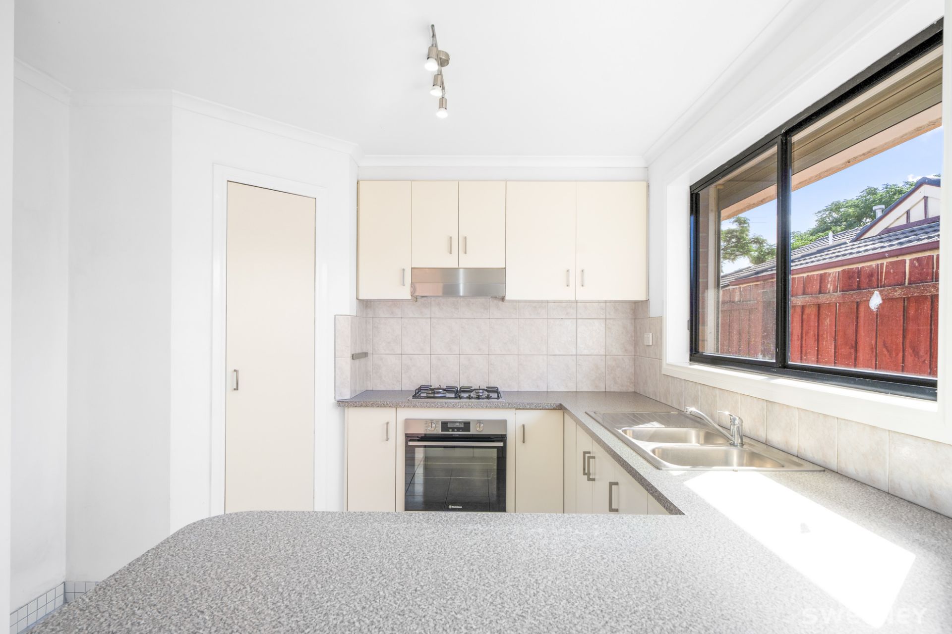 65 May Avenue, Altona Meadows - Thumbnail 7