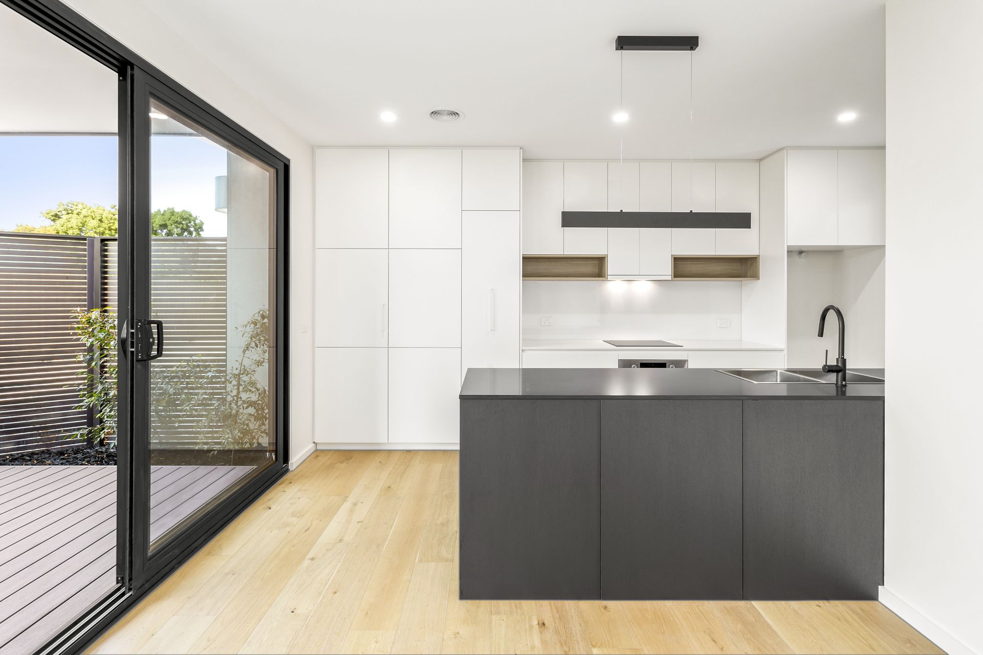 1/1 Morven Street, Yarraville - Thumbnail 3