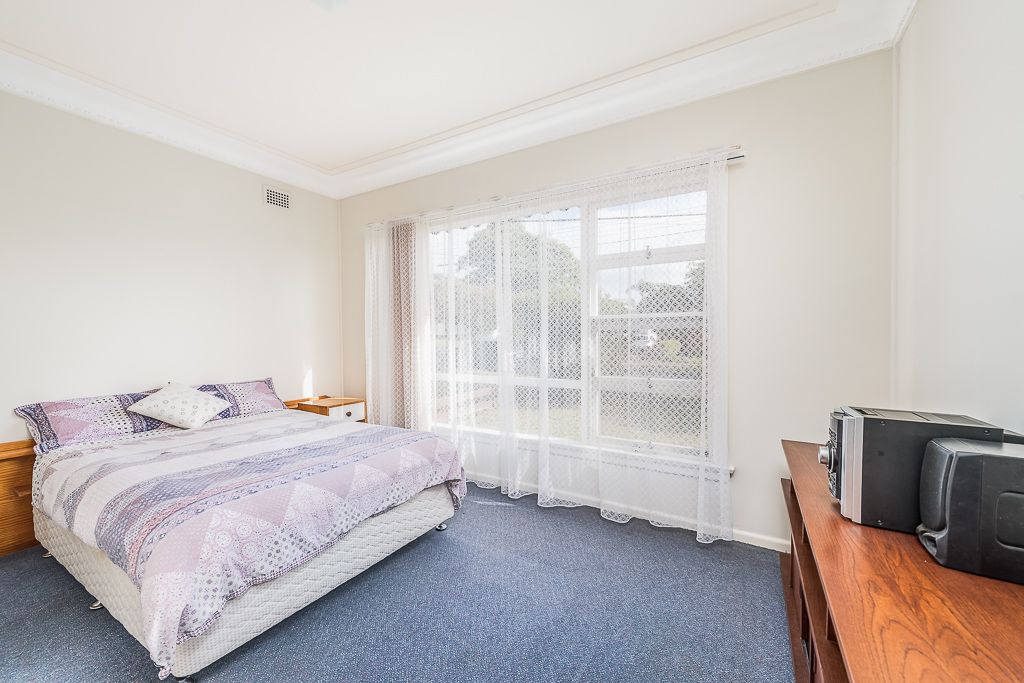 Sold - Freestanding Home Makes a Smart Buying Opportunity