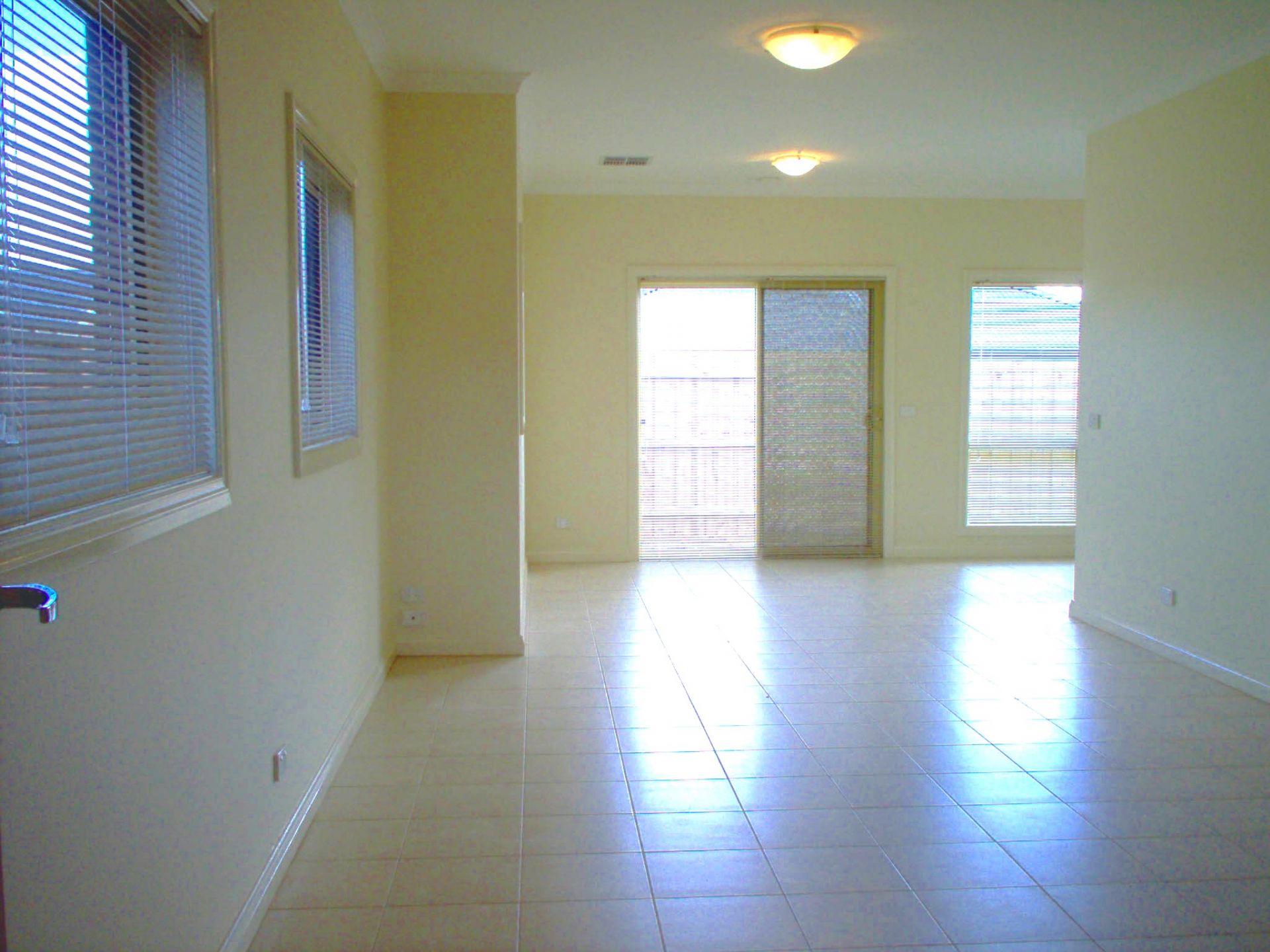SPACIOUS & STYLISH