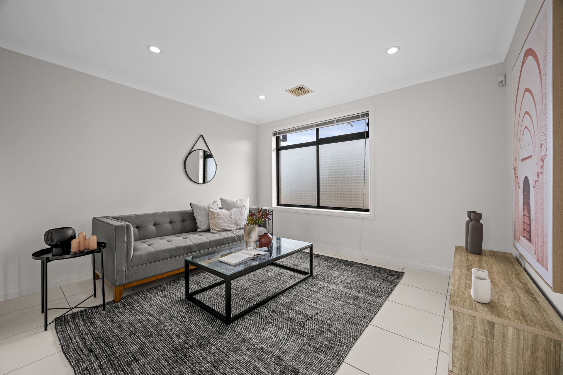 A Stylish Abode In A Central Location
