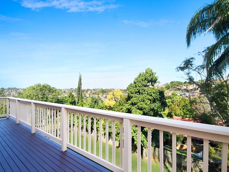 8 Inverness Court, BANORA POINT, Banora Point - Thumbnail 5
