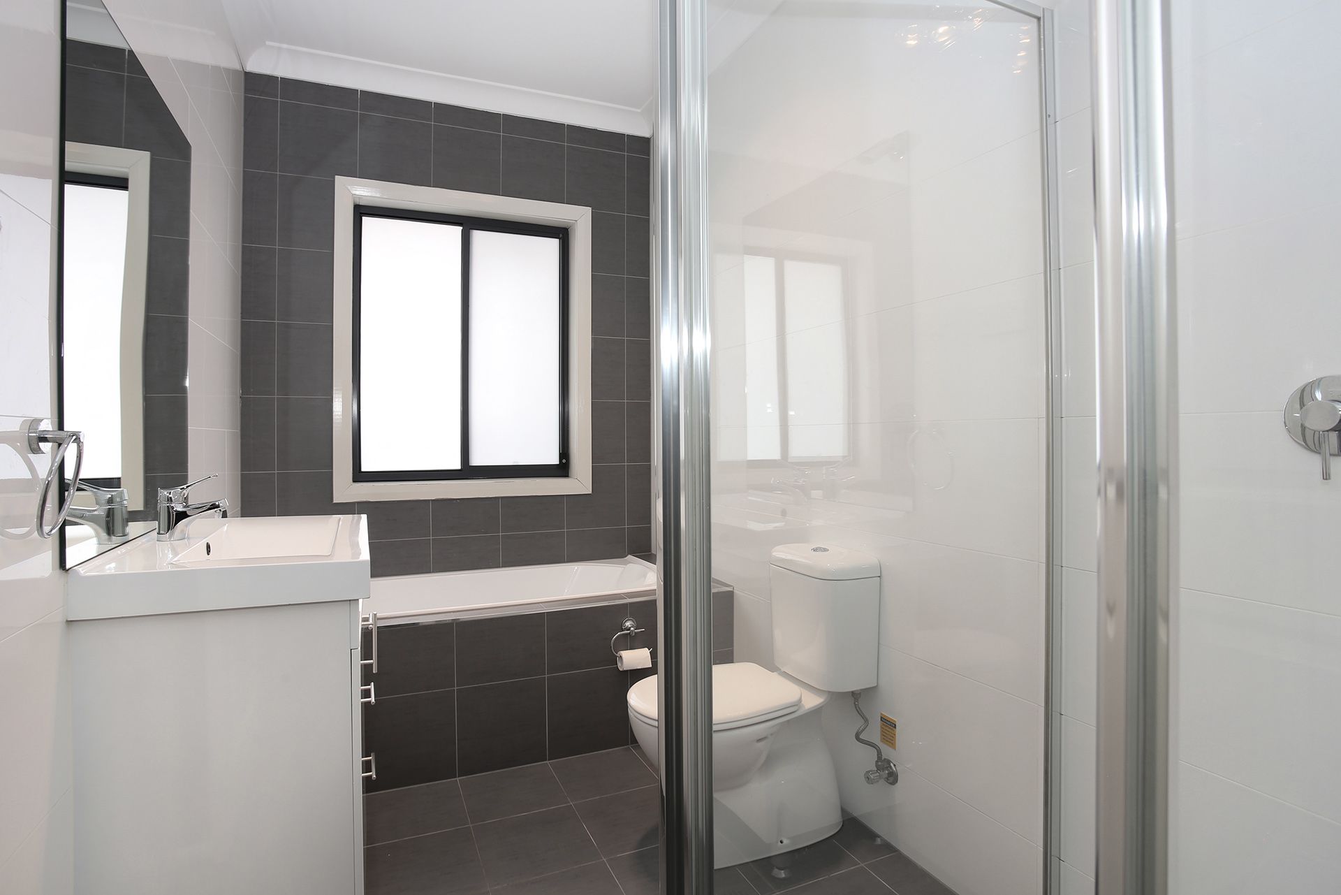 2B Norman Street Merrylands NSW, Merrylands - Thumbnail 4