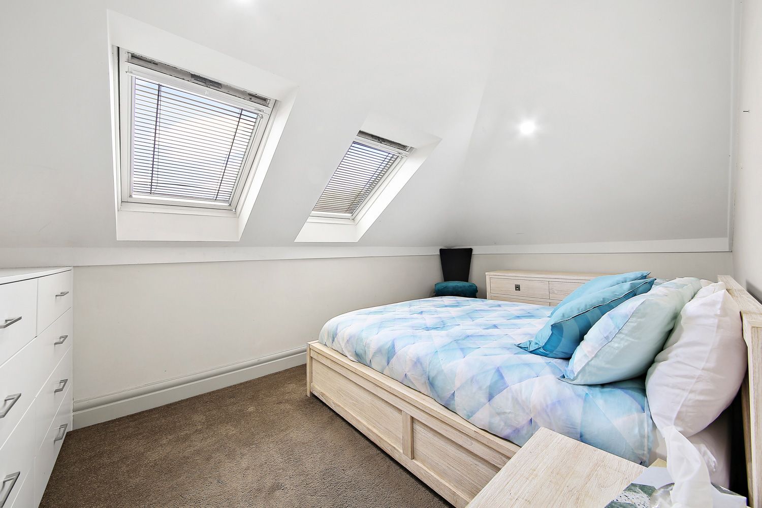 Furnished Executive Style City Retreat