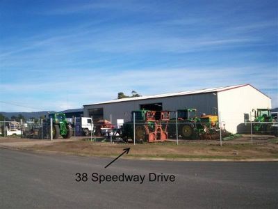 38 Speedway Drive, LATROBE, Latrobe - Thumbnail 4