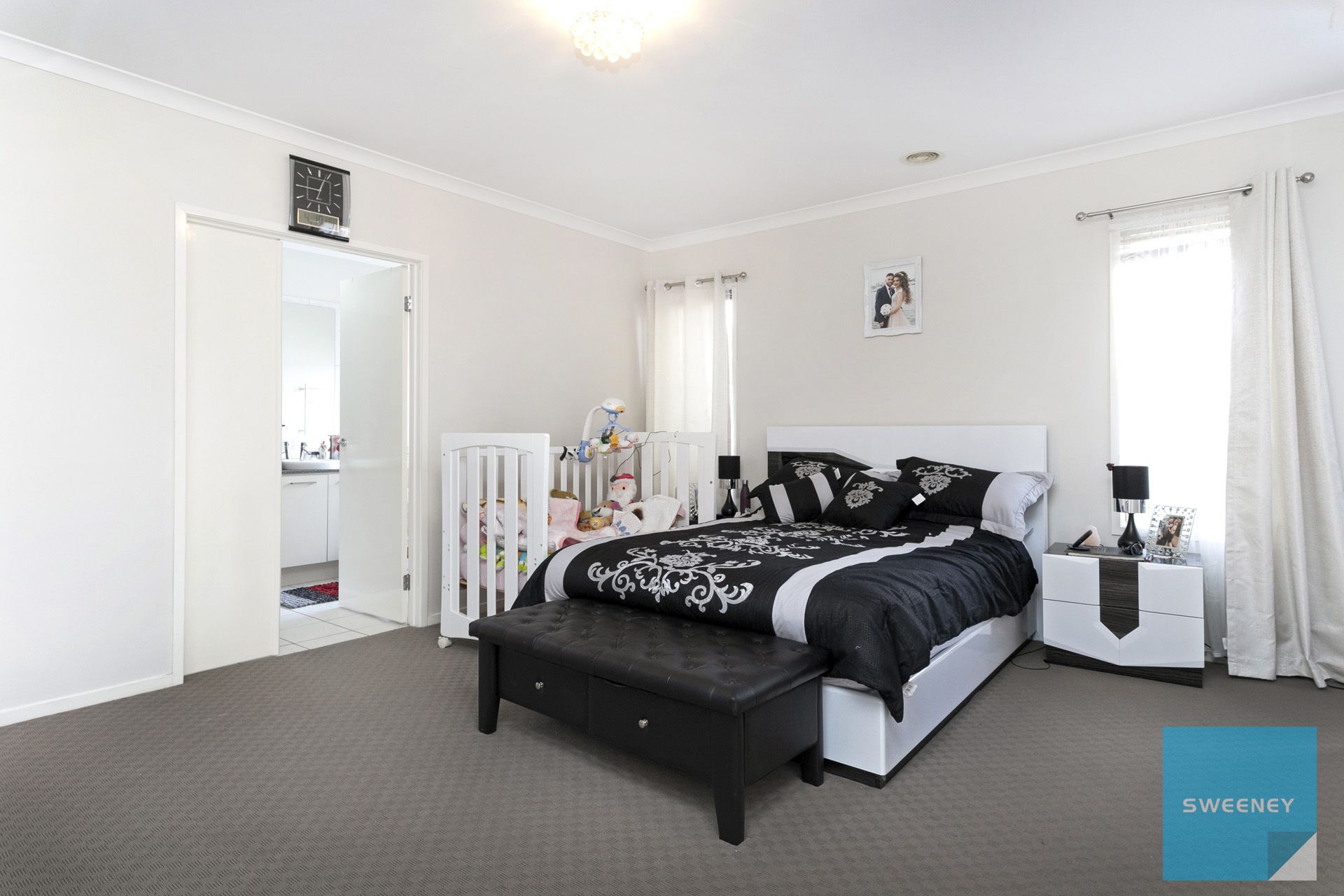 15 Lindley Avenue, Caroline Springs - Thumbnail 7
