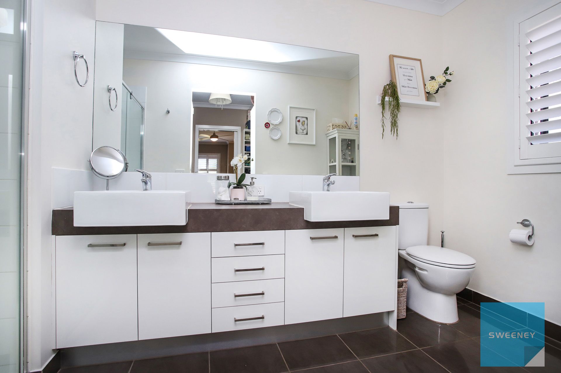 15 Concorde Avenue, Fraser Rise - Thumbnail 8