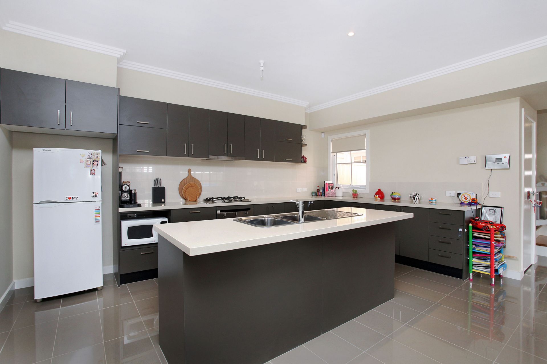 3/7 Toolondo Close, Caroline Springs - Thumbnail 4