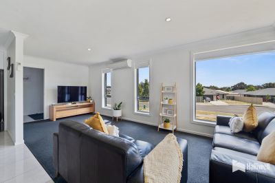 16 Washington Drive, Stony Rise, Stony Rise - Thumbnail 4