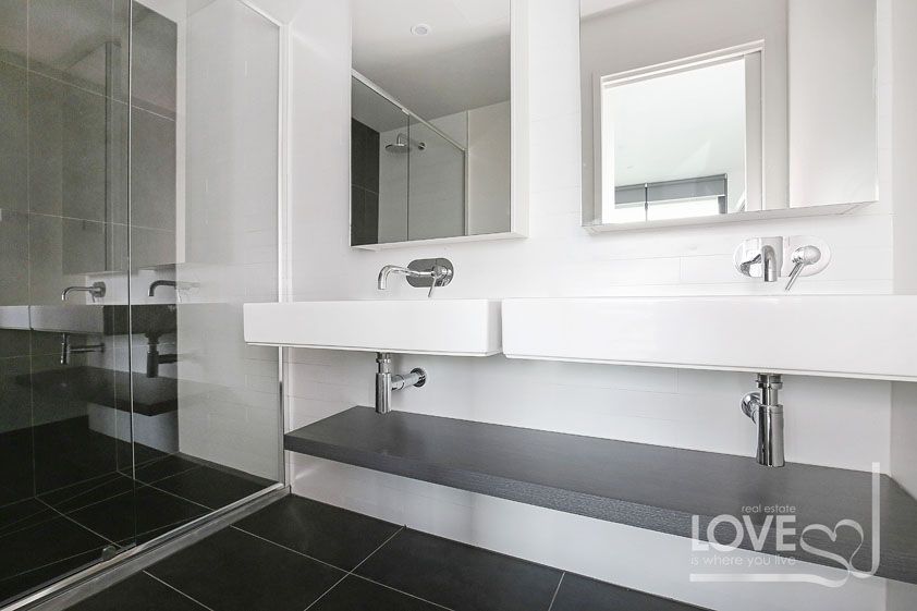 PRESTIGIOUS APARTMENT LIVING