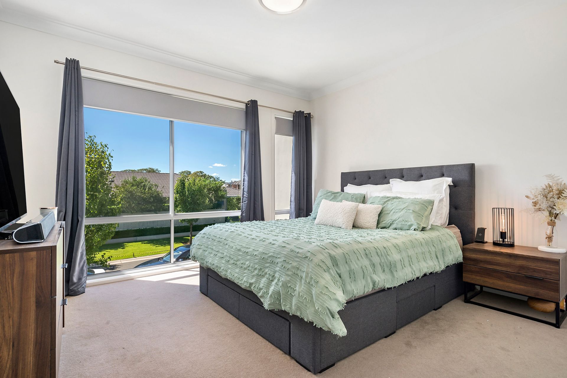 Real Estate For Sale 18 Coldstream Lane Gledswood Hills , NSW