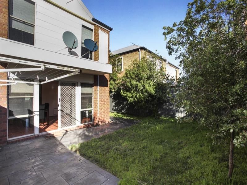 38 O'Donnell Drive, Caroline Springs - Thumbnail 8