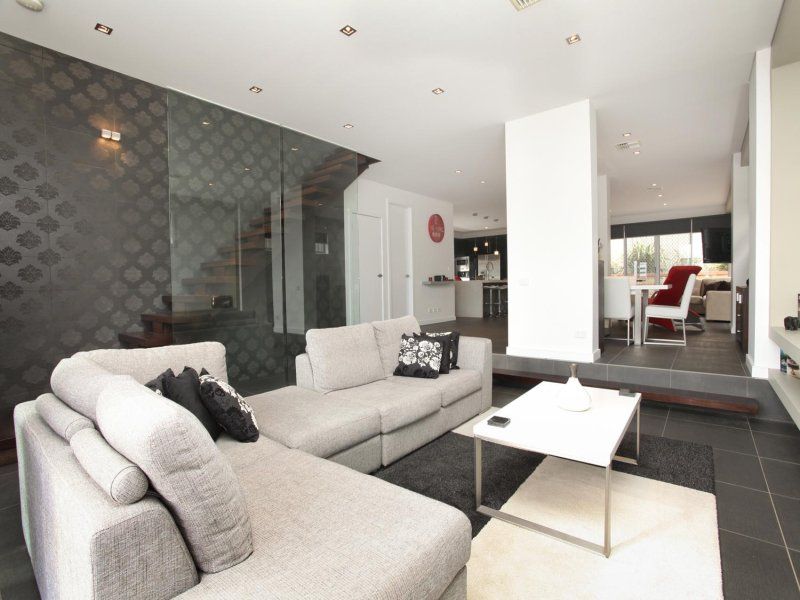 31 Caesia Way, Caroline Springs - Thumbnail 6