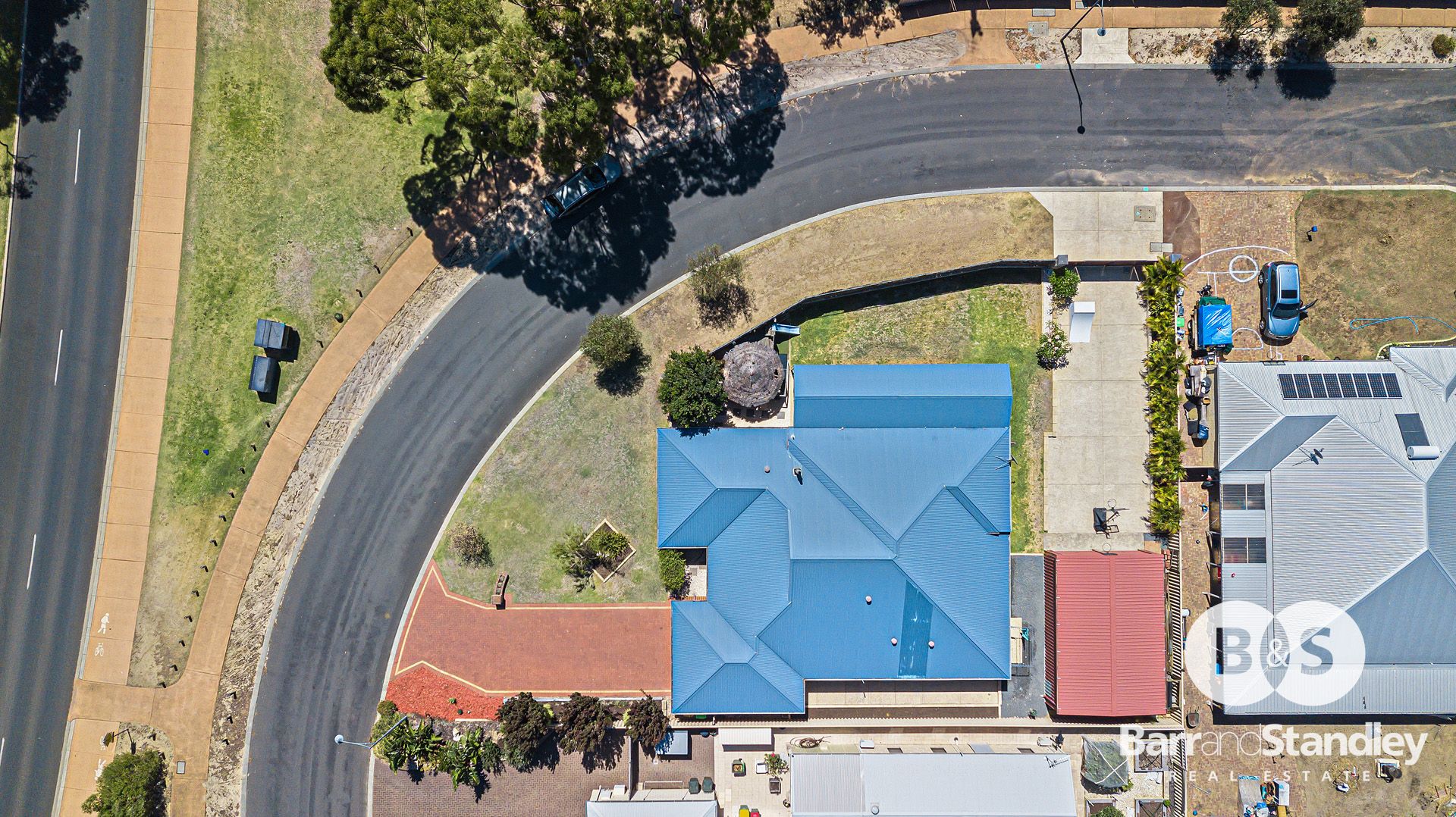 48 Gascoyne Circle, MILLBRIDGE Barr and Standley Real Estate