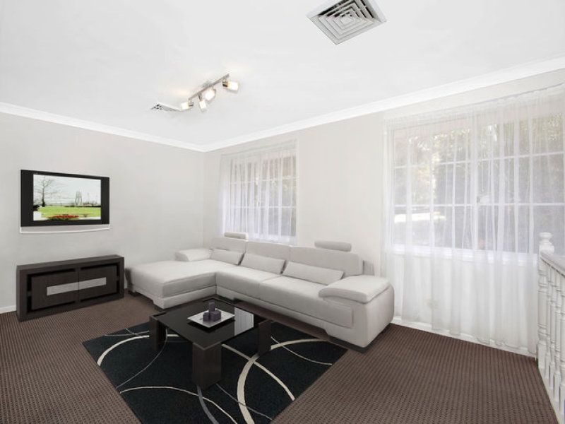 11 Phoenix Place, ILLAWONG, Illawong - Thumbnail 5