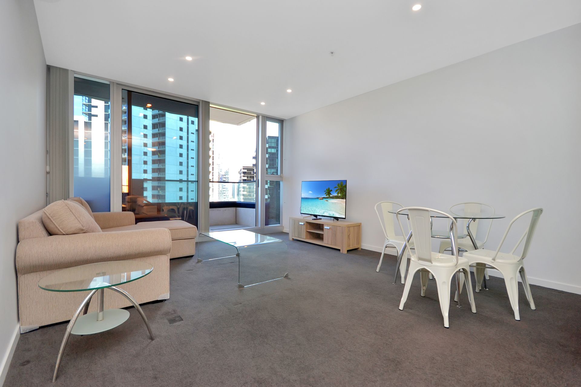 Luxe Harbourside Lifestyle - Fully Furnished