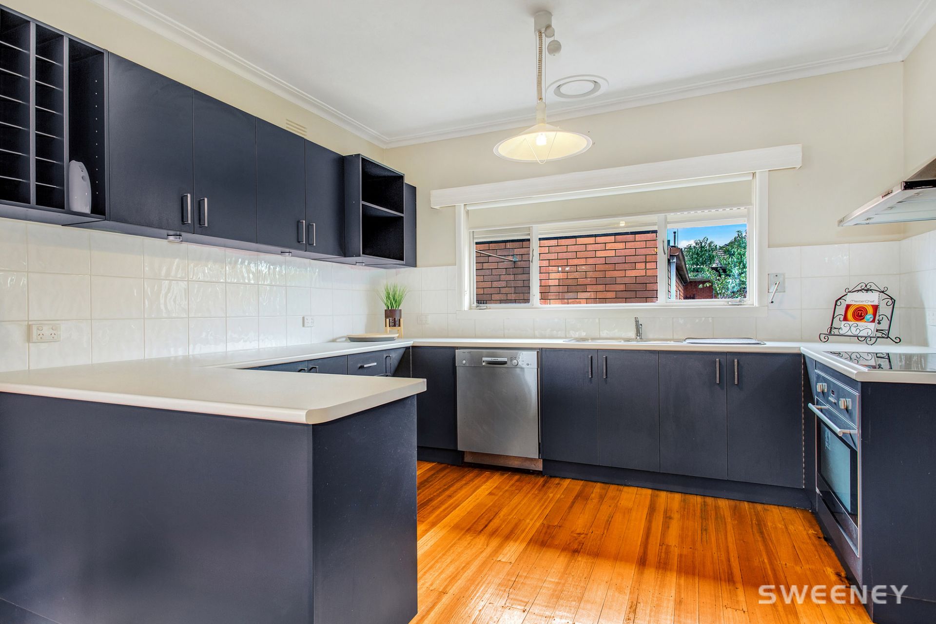 1 Dean Court, Altona North - Thumbnail 5