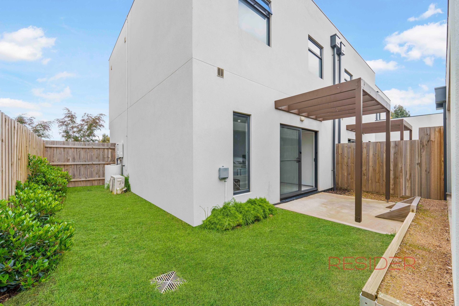 9/27 Pipers Lane Mernda, Mernda - Thumbnail 2