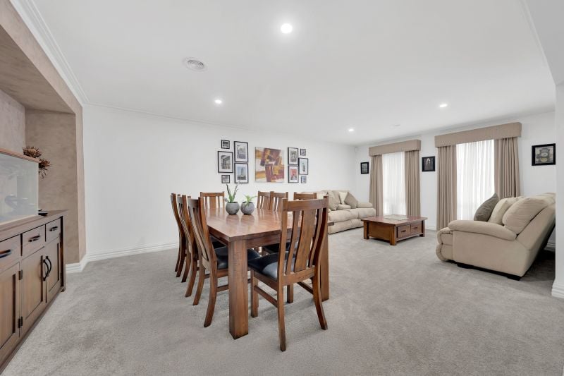 21 Healey Drive, Epping
