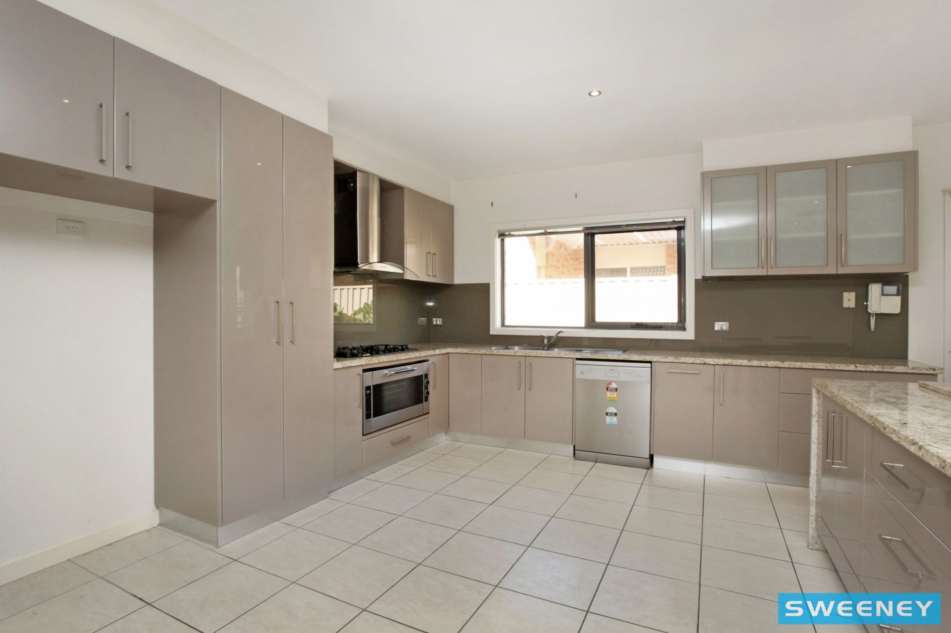23 Wattlepark Street, Caroline Springs - Thumbnail 3