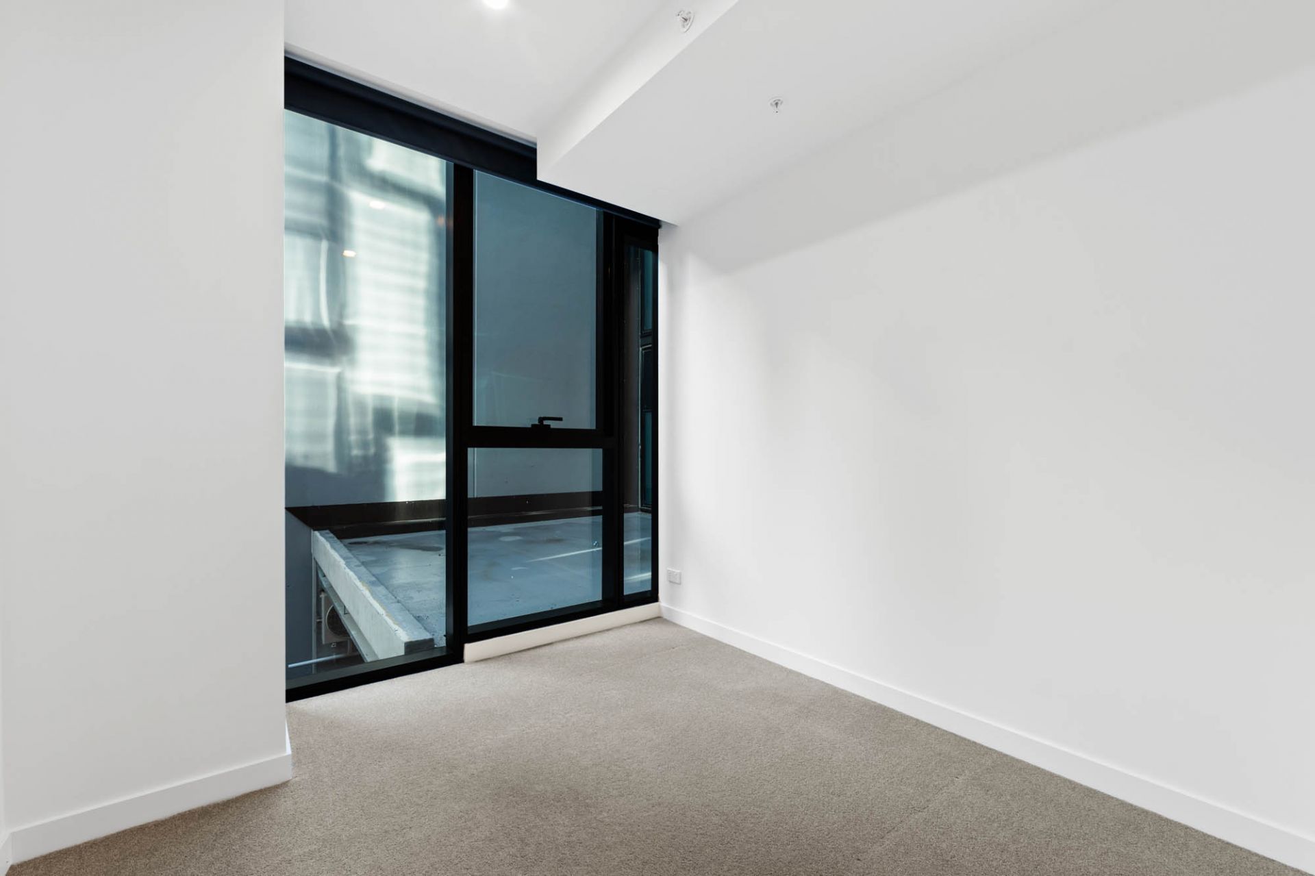 unit 101/39 Park Street, South Melbourne - Thumbnail 3
