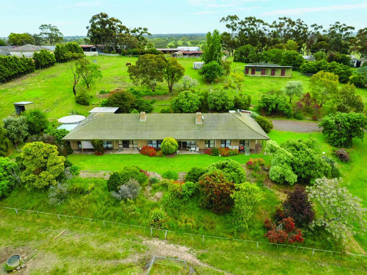 121Ha* Picturesque Farm - minutes from Mernda