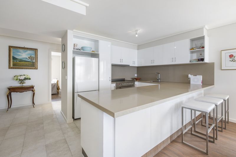 19/2-10 Ocean Road South Road Lorne VIC, Lorne - Thumbnail 4