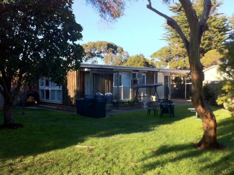 133 Powell Street East OCEAN GROVE VIC, Ocean Grove - Thumbnail 2