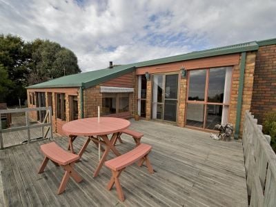 4
 
 
 
  
 
 
 3
 
 
 
  
 
 
 3
 
 
 
 
 
 
 
 75 Beach Road, LEITH TAS 7315, Leith - Thumbnail 4