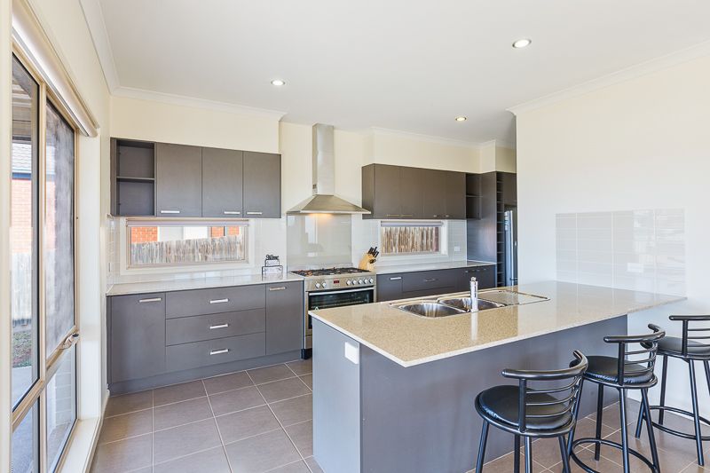 67 Wittick Street, Bacchus Marsh - Thumbnail 3