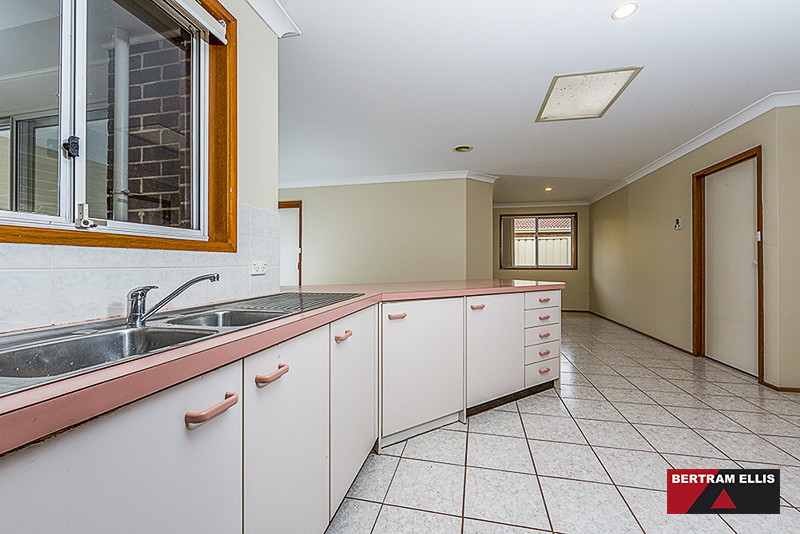 60 Clare Dennis Avenue, Gordon - Thumbnail 3