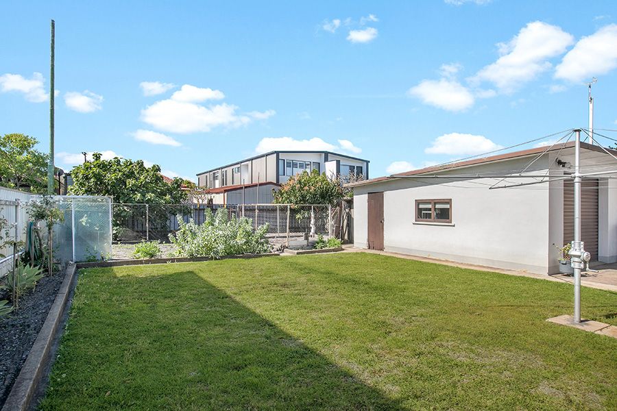 Real Estate For Sale 220 Kemp Street Hamilton South , NSW