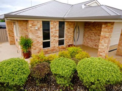 3
 
 
 
  
 
 
 2
 
 
 
  
 
 
 2
 
 
 
 
 
 
 
 18 Rowena Court, Devonport TAS 7310, Devonport - Thumbnail 3