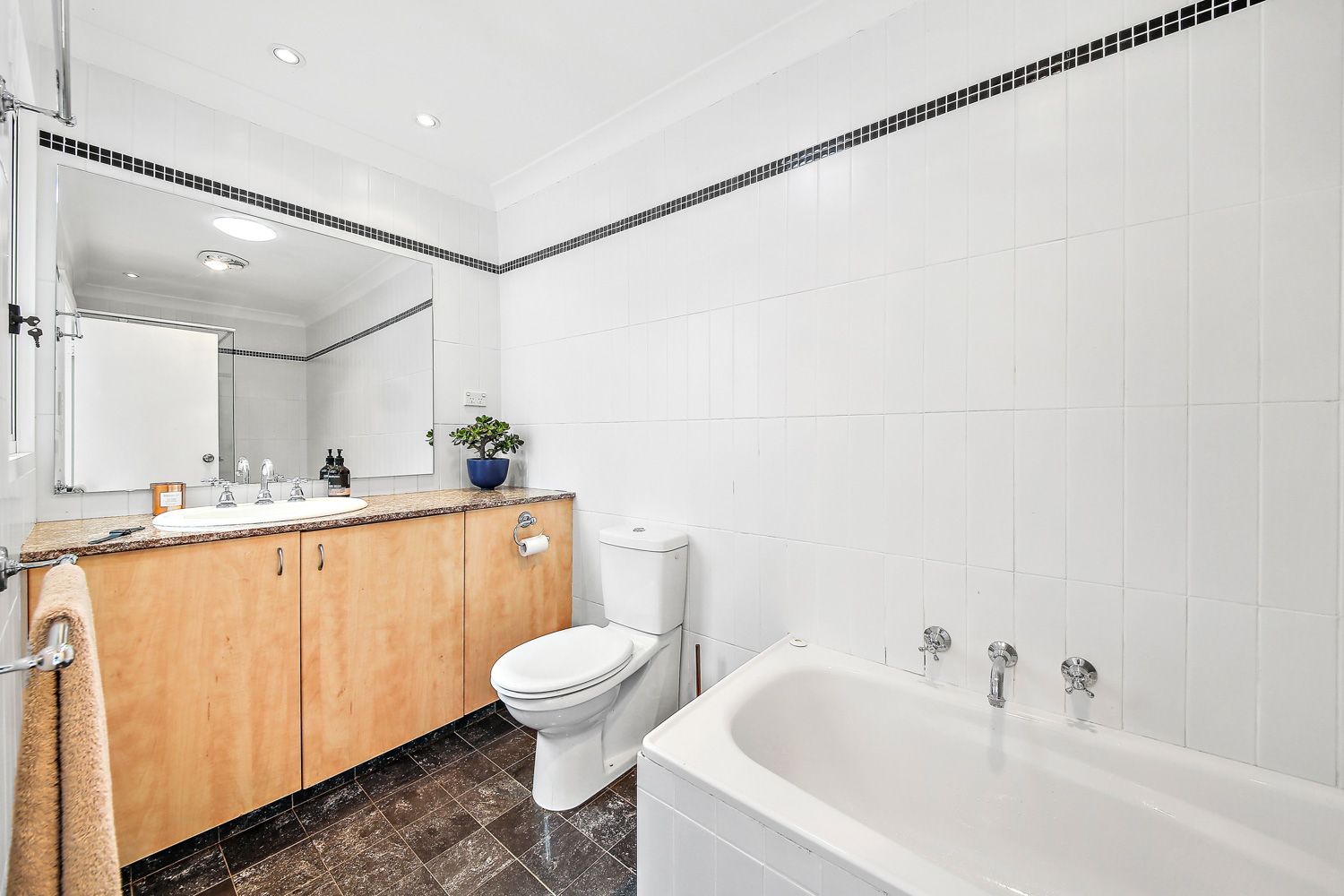 FANTASTIC FAMILY HOME