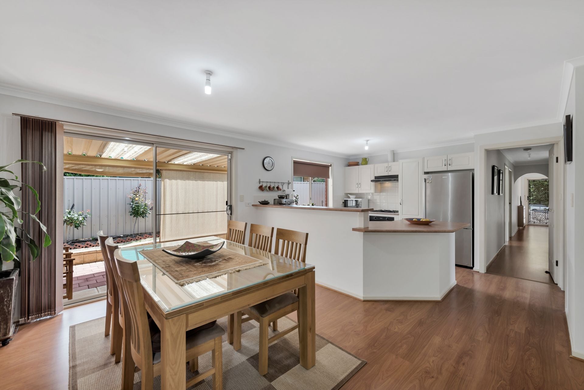 37 McKinna Road, Christie Downs - Thumbnail 3
