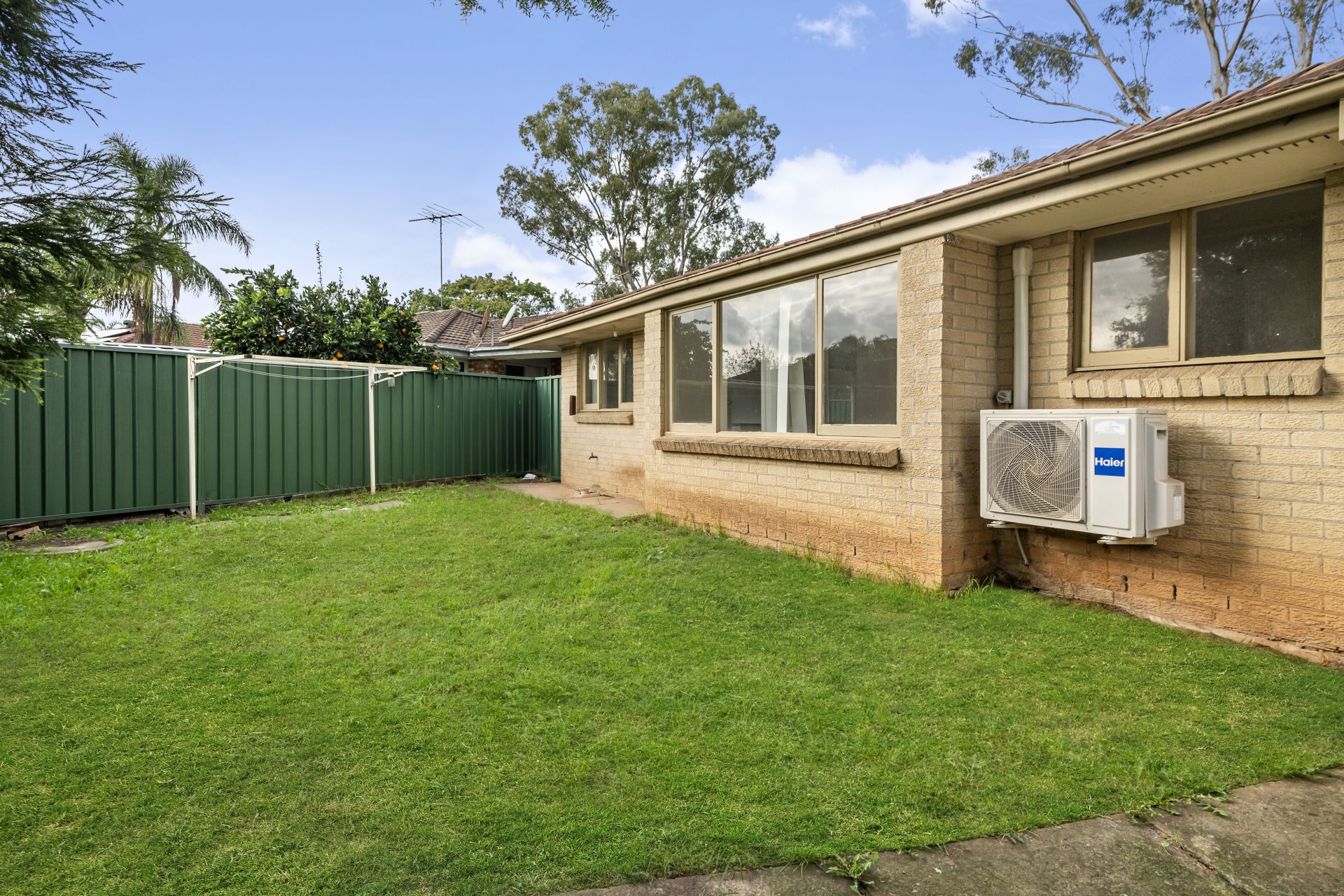 Real Estate For Sale 15 Longhurst Avenue Minto , NSW