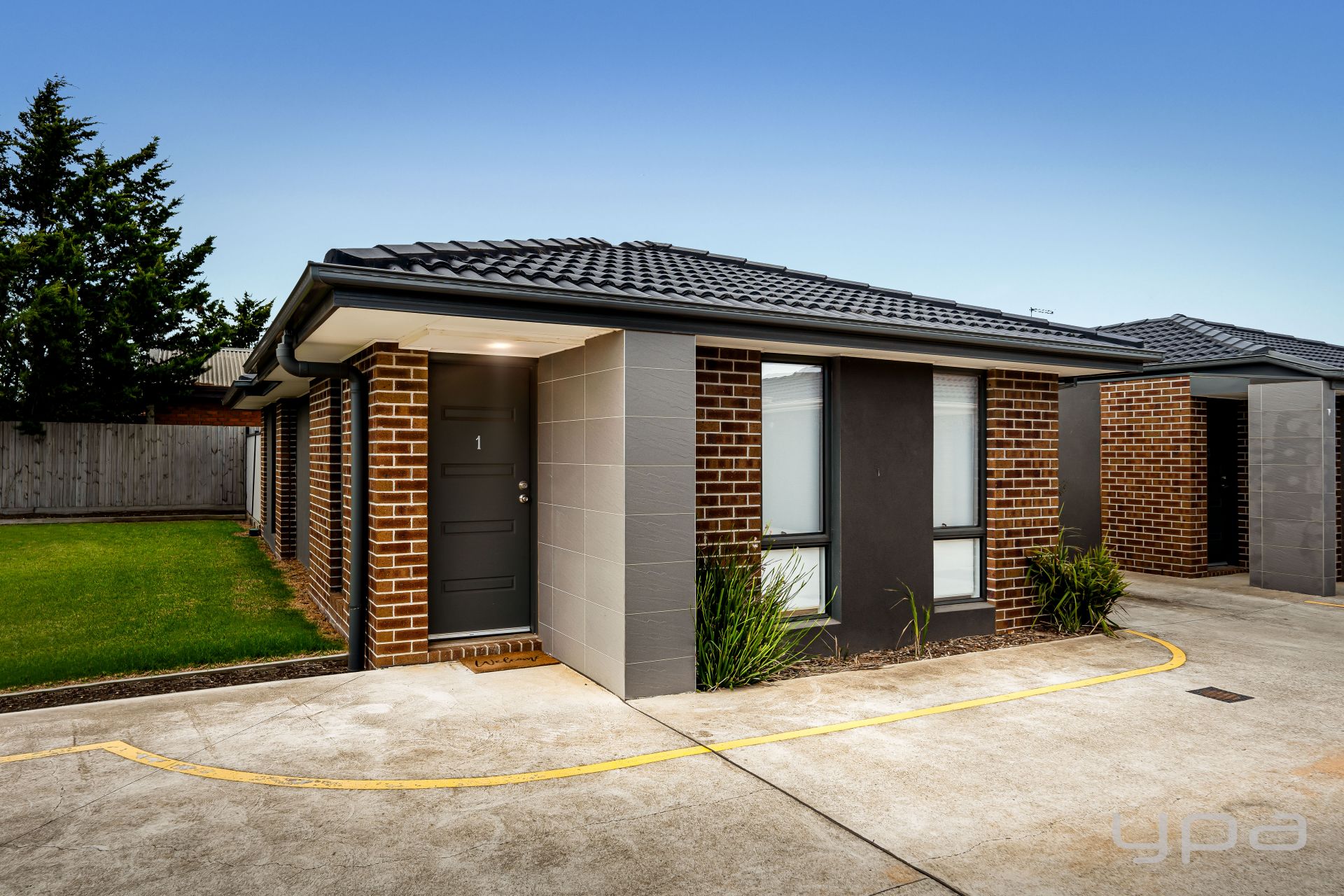 1/595 Tarneit Road, Hoppers Crossing YPA Estate Agents