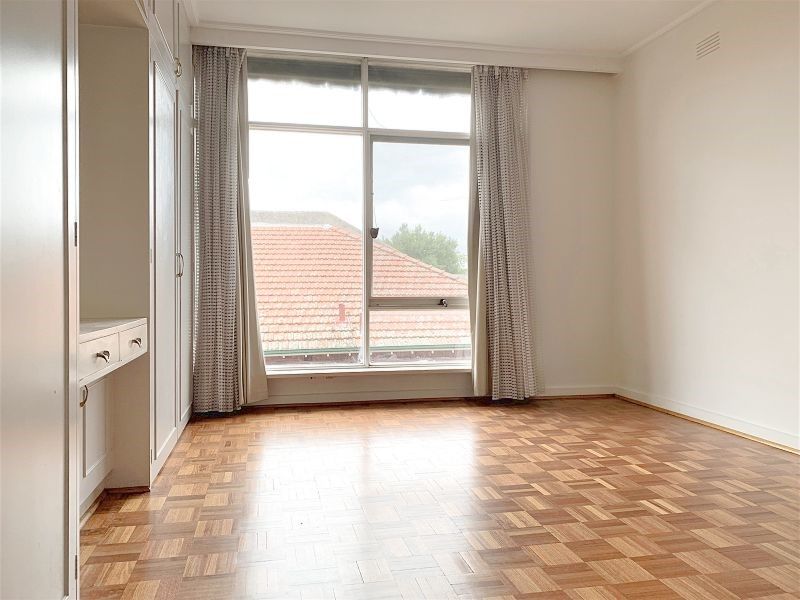 4/247 Glen Eira Road, Caulfield North