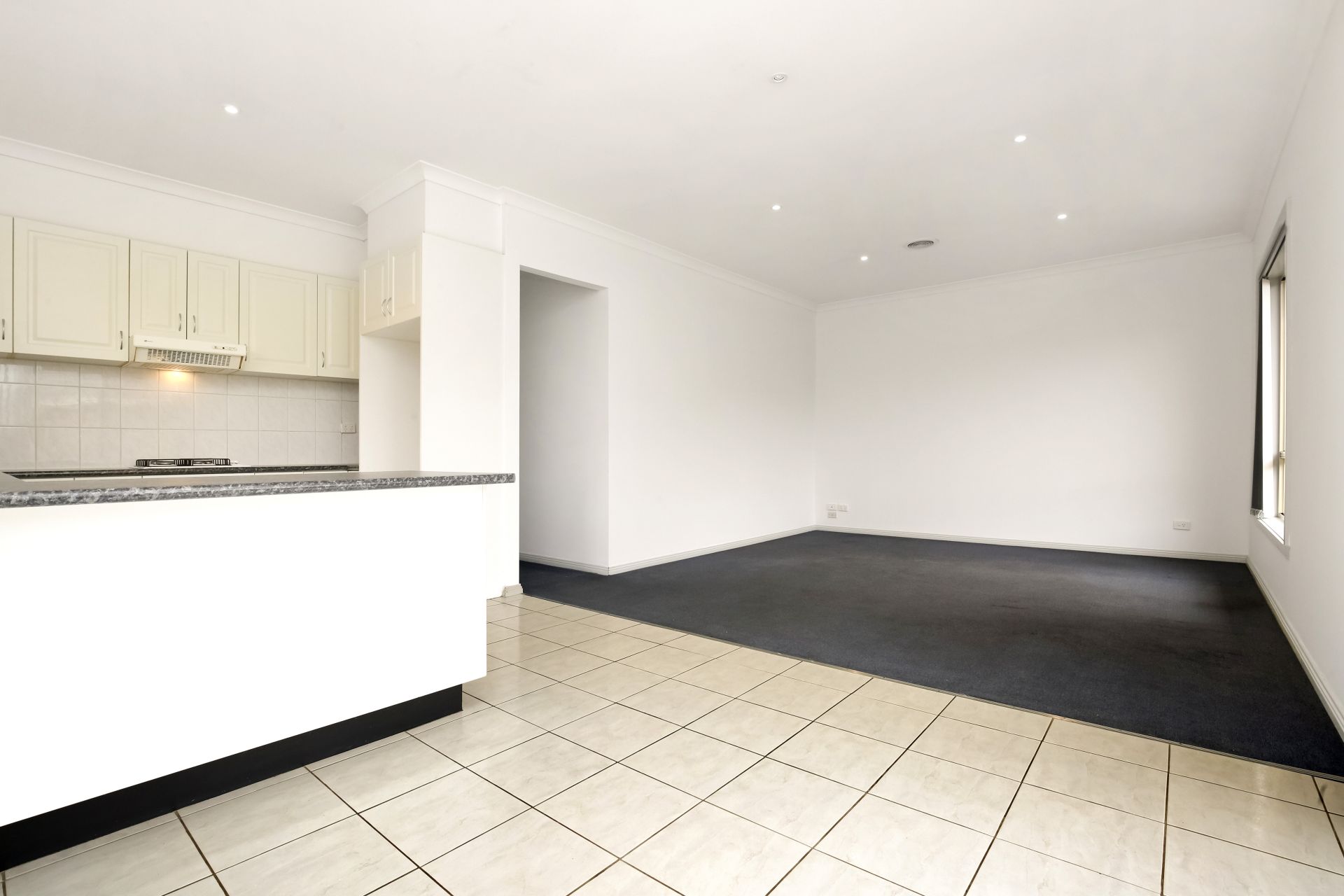 PRIZED LOCATION, FRESHLY PAINTED  *Insp Wed 25th Mar @ 5:00pm*