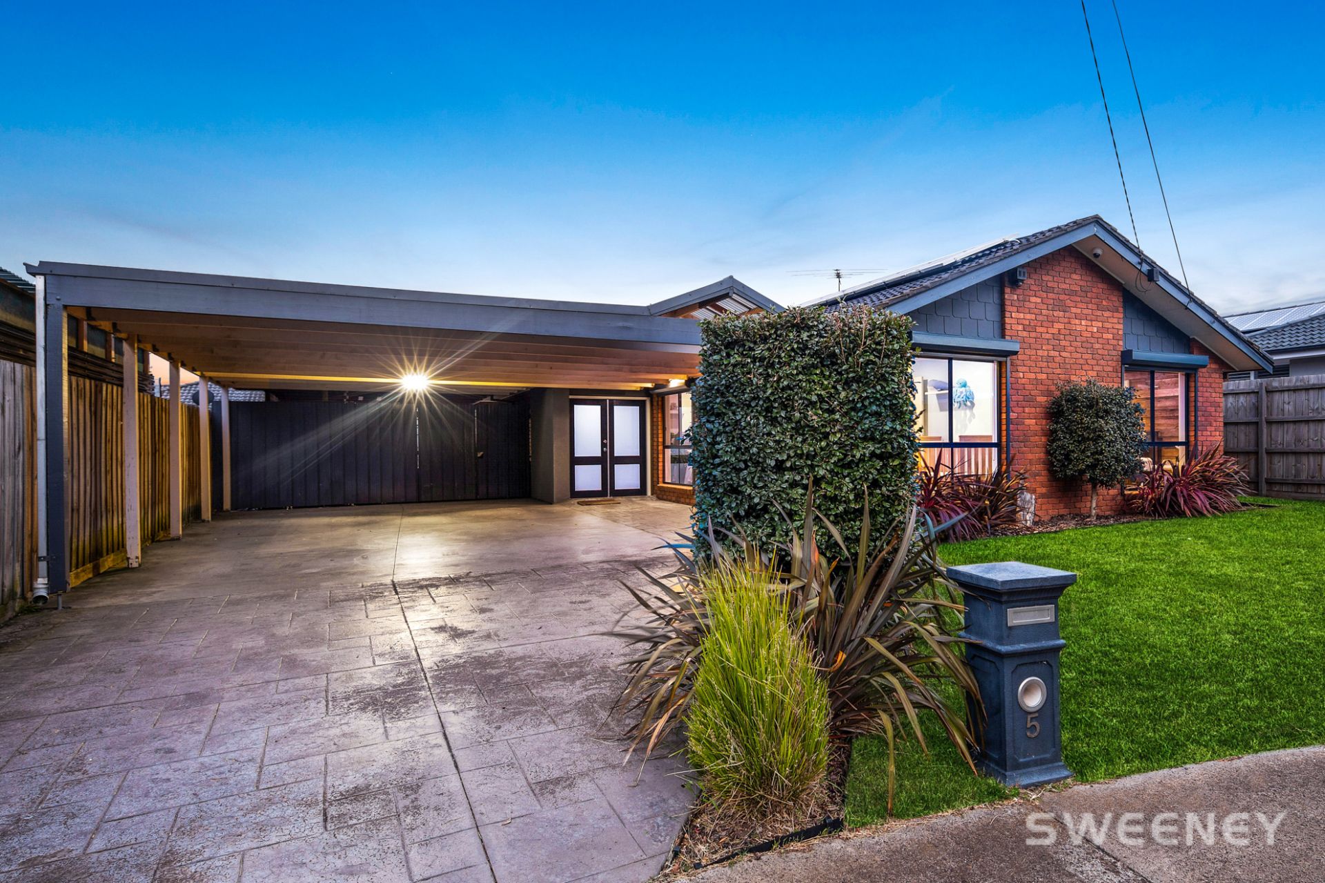 5 Ward Court, Altona Meadows - Thumbnail 2