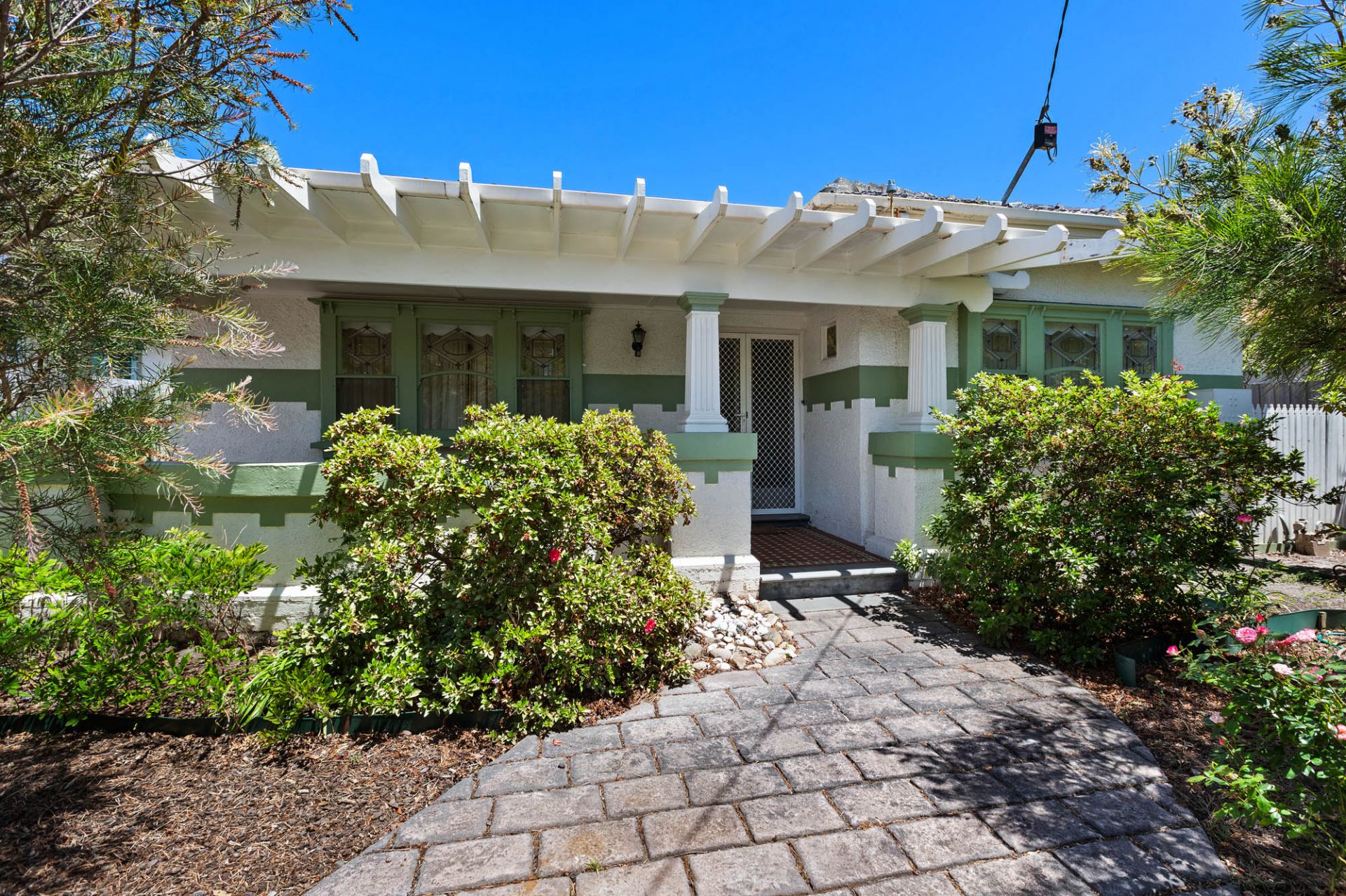 5 Hillside Avenue, Bentleigh - Thumbnail 2