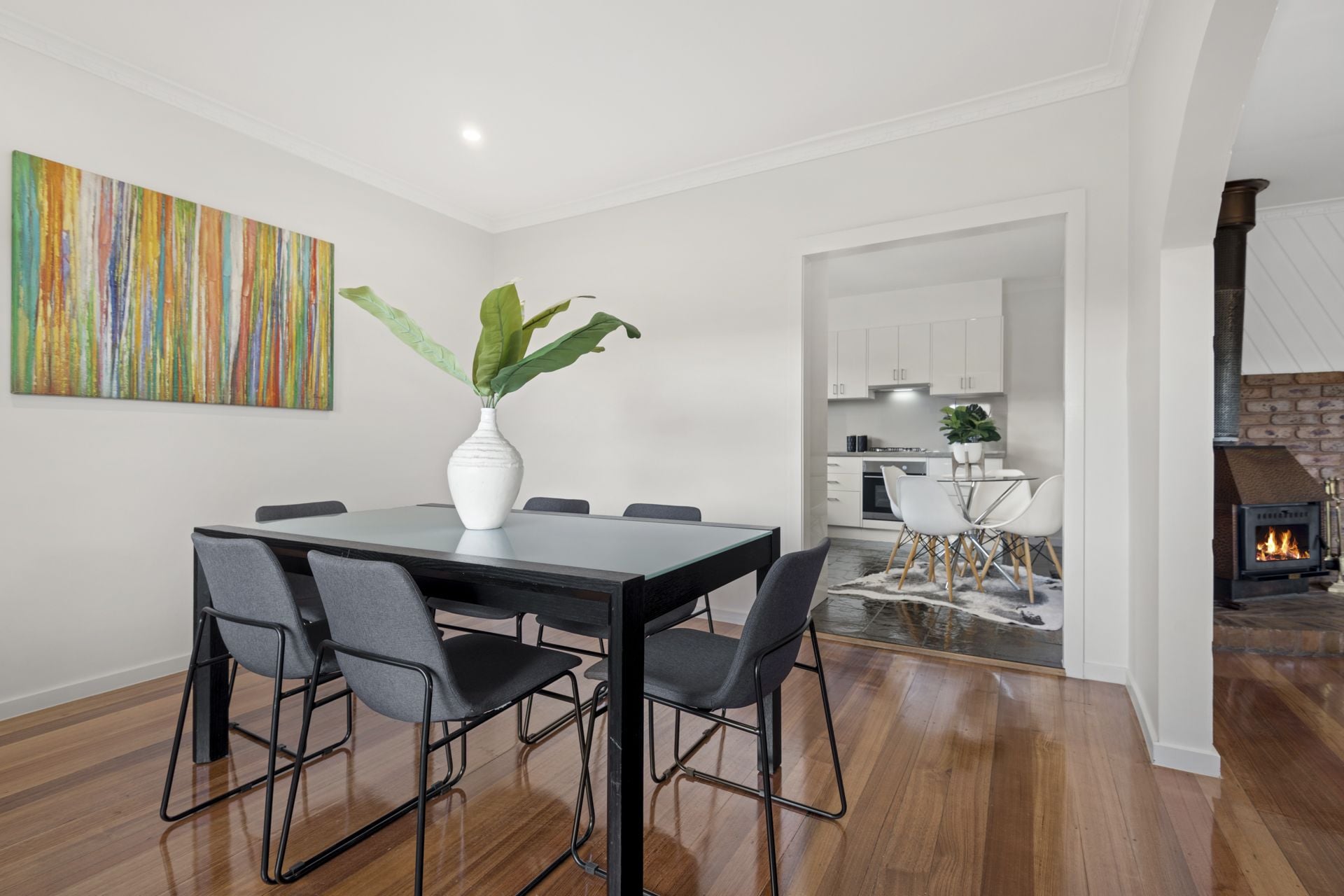 SOLID BUILD - MODERN APPEAL