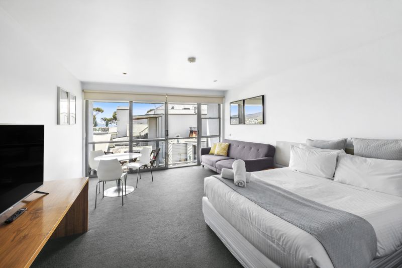 105/3 Bay Street Lorne VIC, Lorne - Thumbnail 4