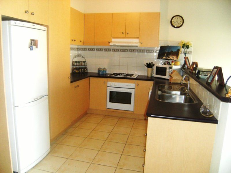 24 Cleland Way, Caroline Springs - Thumbnail 3