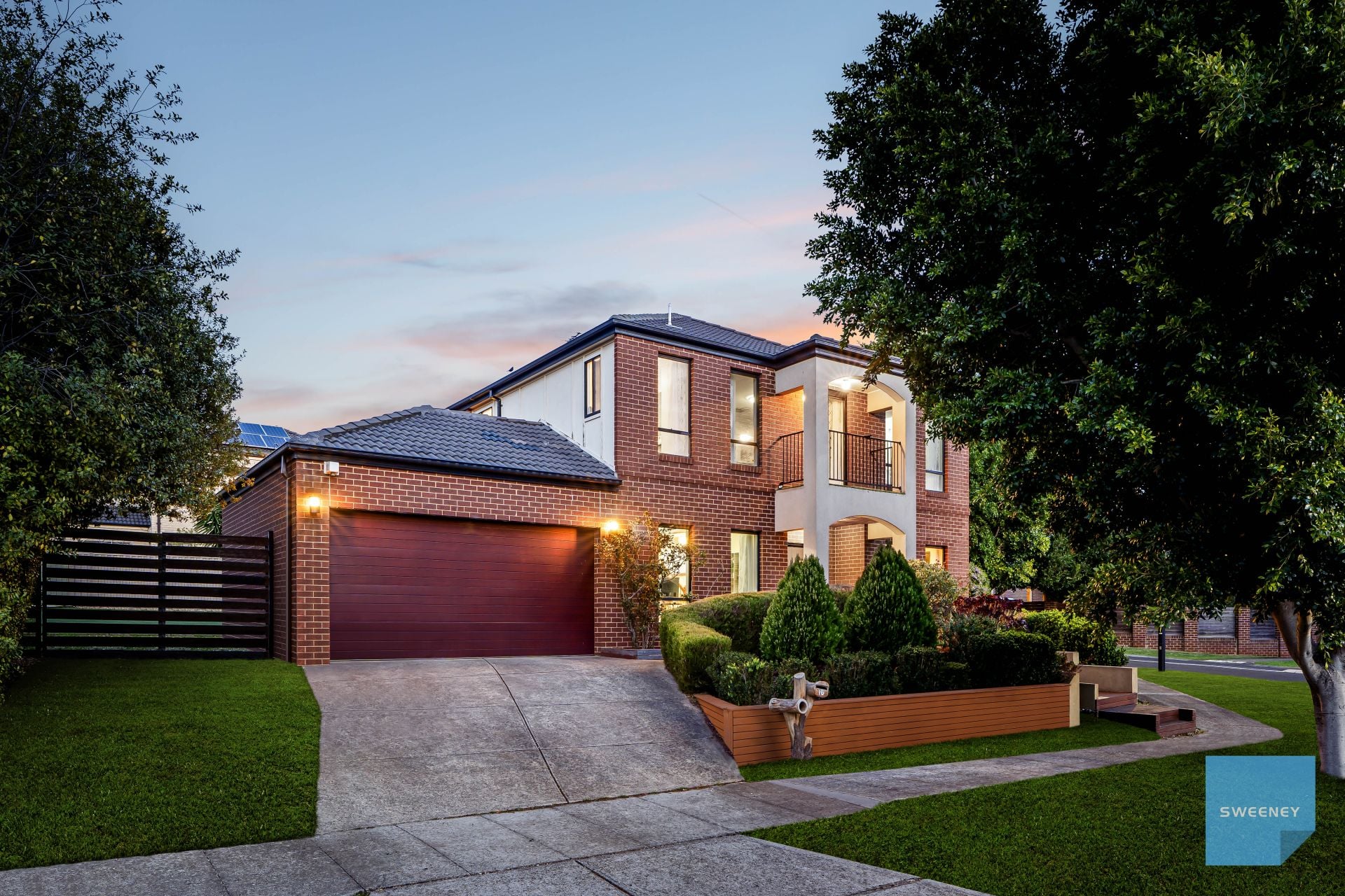 16 Durrol Way, Caroline Springs - Thumbnail 3
