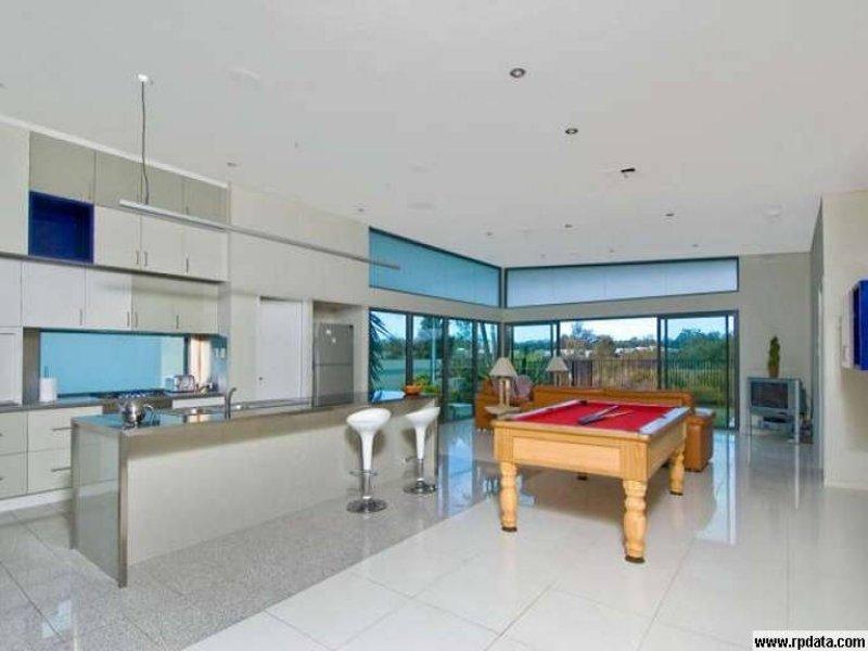 122 Mahogany Drive PELICAN WATERS QLD, Pelican Waters - Thumbnail 3