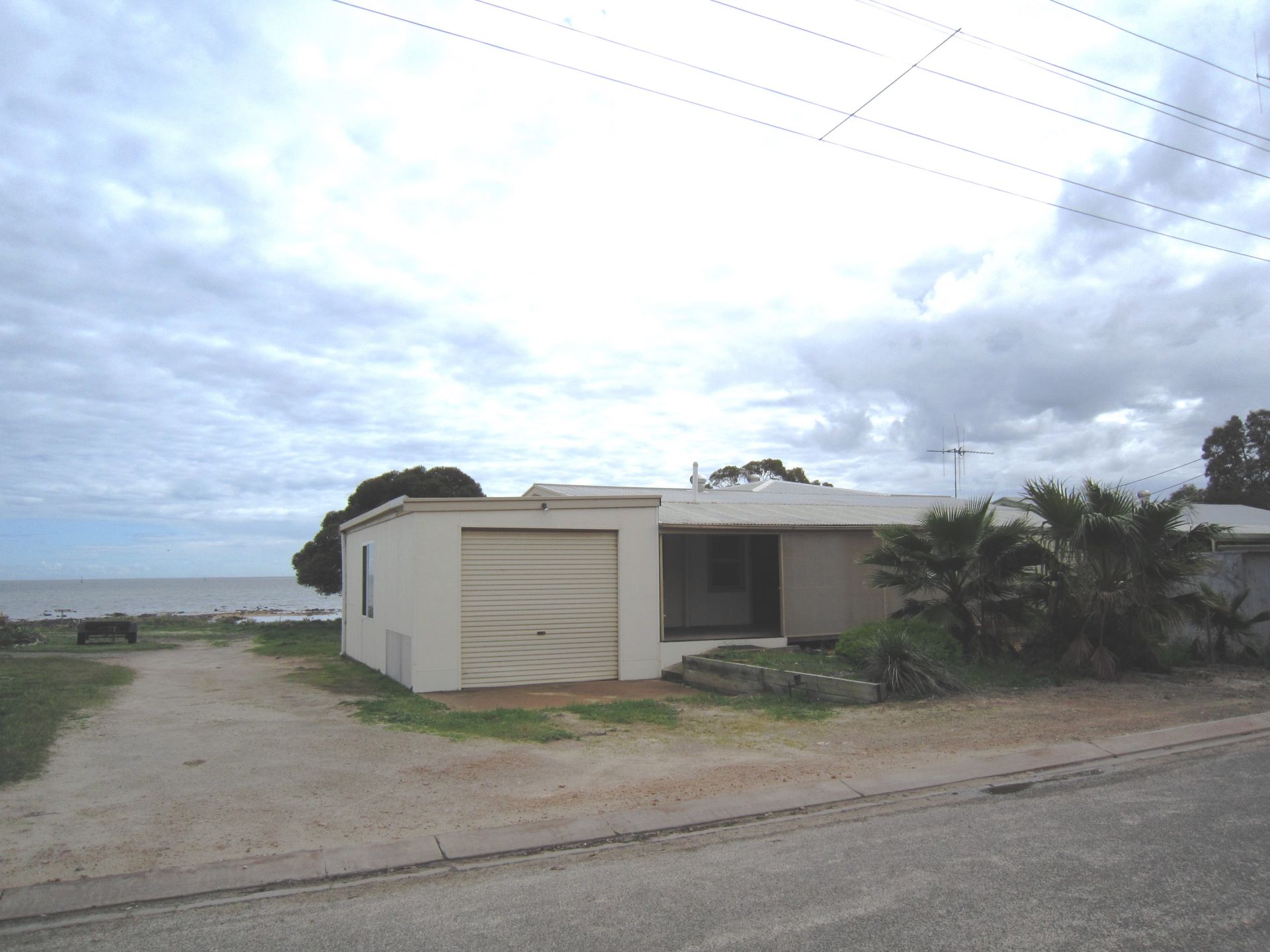 17 Kerley Street Port Broughton SA, Port Broughton - Thumbnail 4
