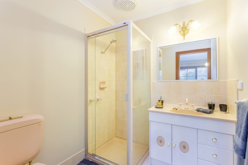 21 Richard Ave Ocean Grove VIC, Ocean Grove - Thumbnail 4