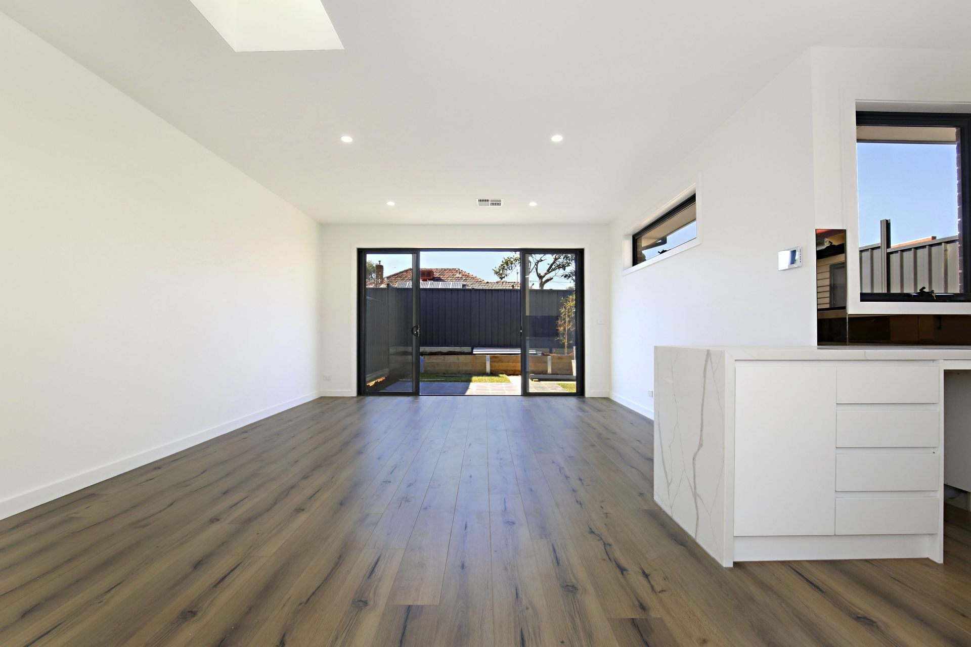 As New boutique townhouse!
